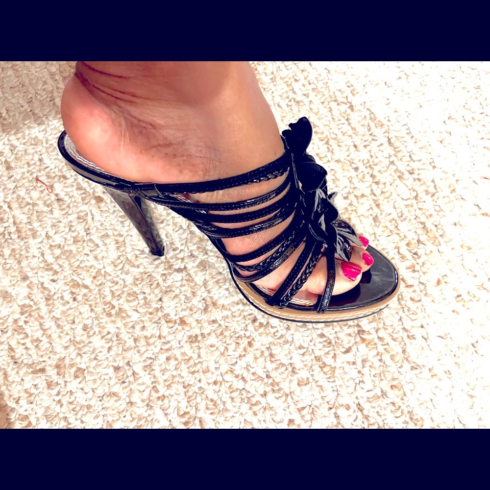 Cute black heels from WH/BM size 8